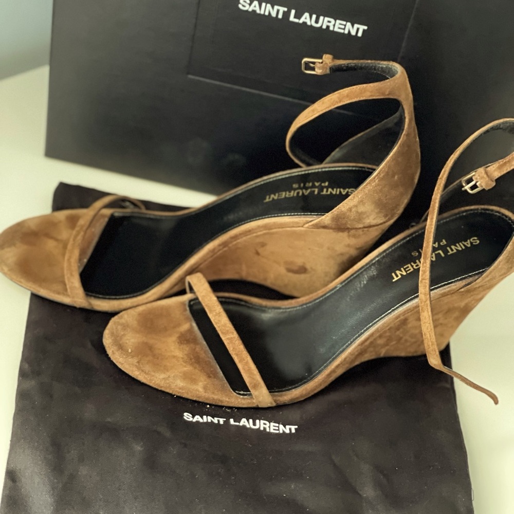 Saint Laurent Lila Wedge